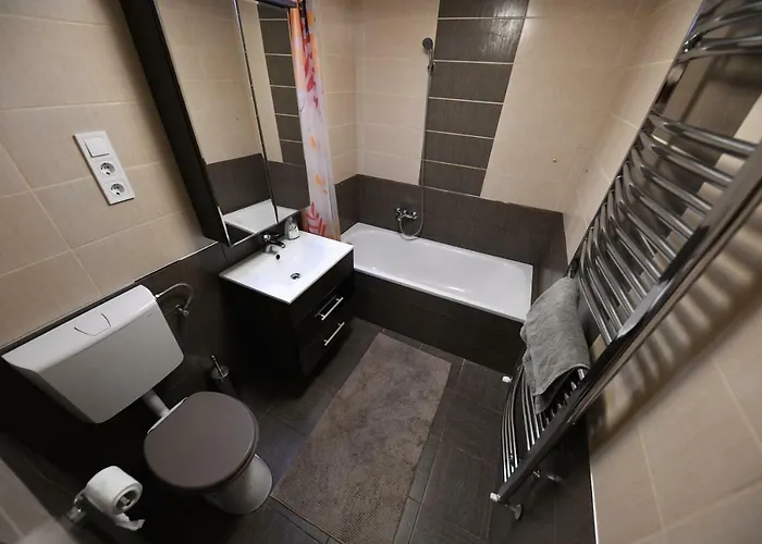 Cosy 2 Bedroom Flat In The Heart Of Lejlighed *