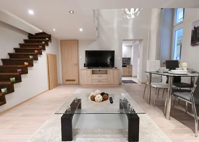 Cosy 2 Bedroom Flat In The Heart Of Lejlighed